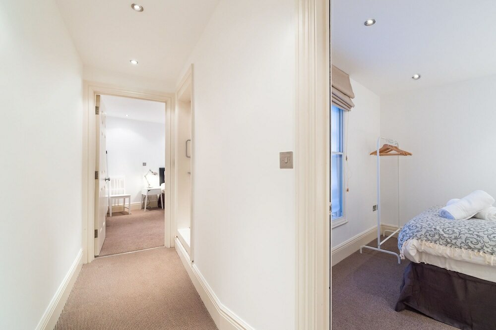 Фото Pml Apartments Park Road