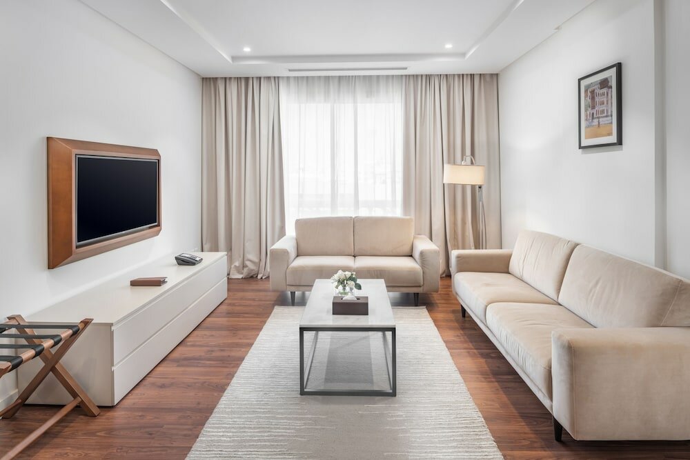 Фото Qamar Hotel Jeddah