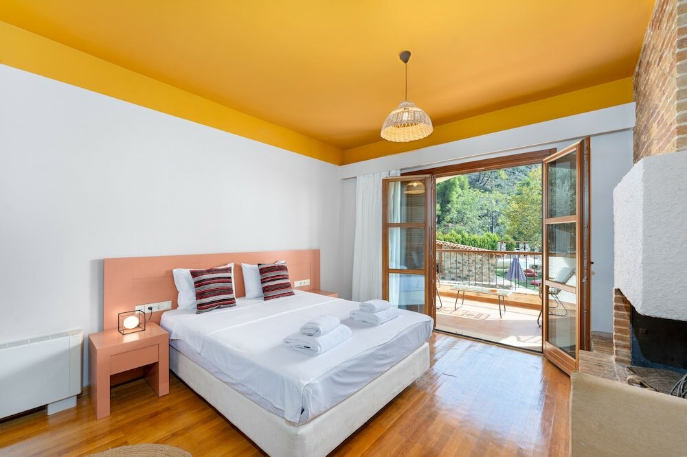 Фото Selina Kaminos Evia