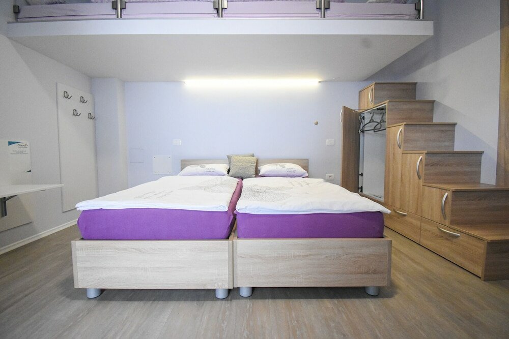 Фото Apartmaji Sobe Zvezda