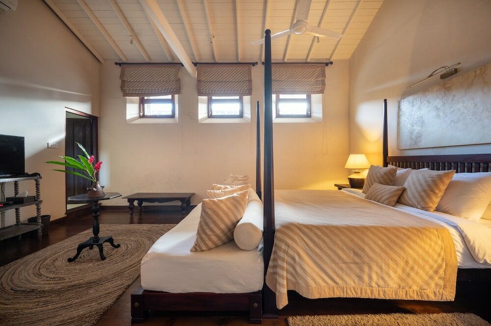 Фото 42 Lighthouse Street