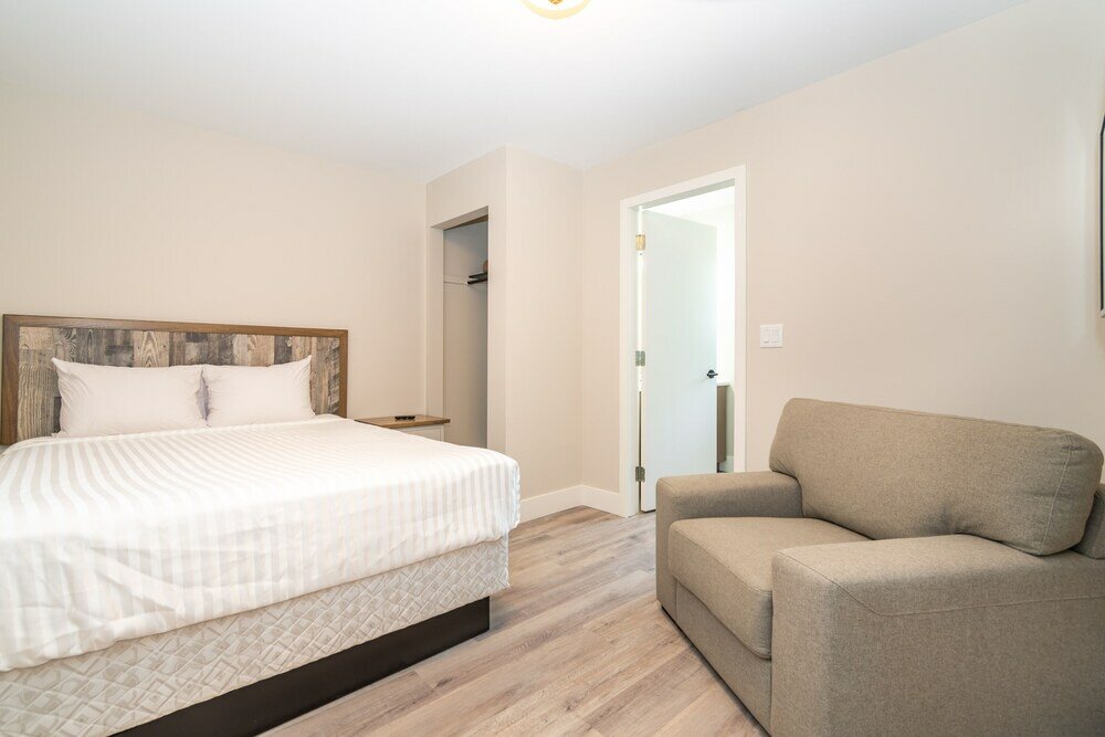 Фото Pathfinder Camp Resorts Agassiz