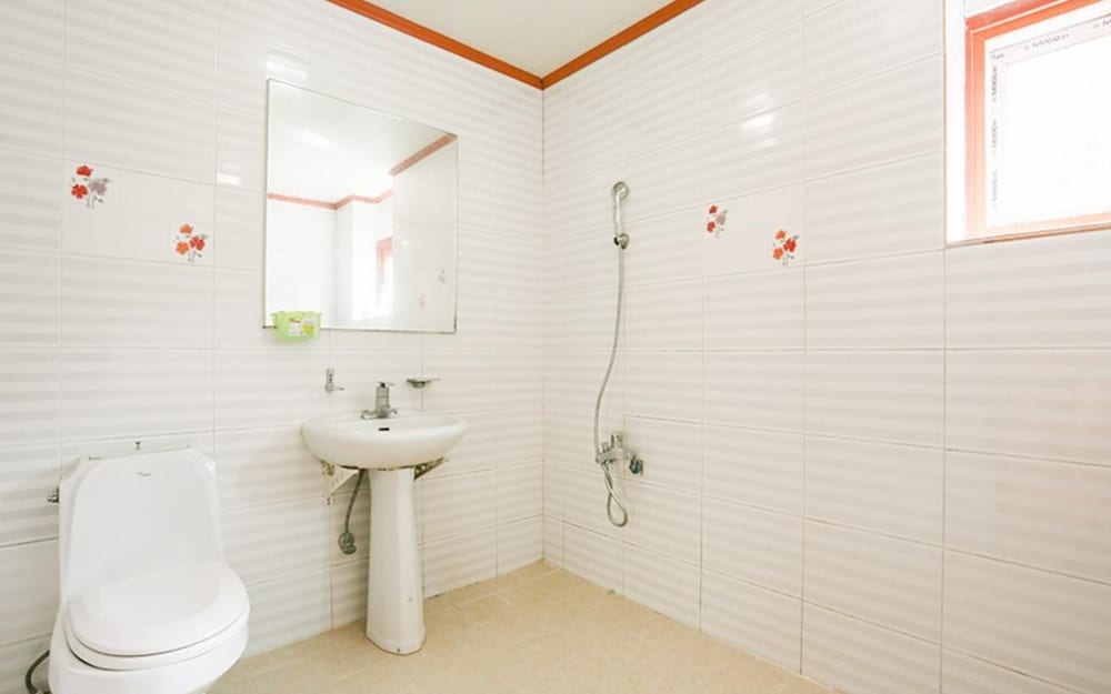 Фото Yeoju Dugyeonsae Meomunjari Pension