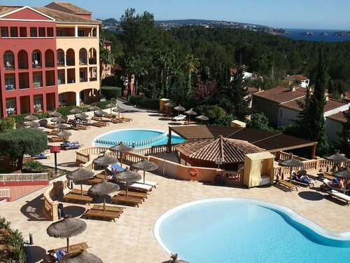 Внешний вид отеля Hotel Bordoy Don Antonio в Кальвии, фото 1