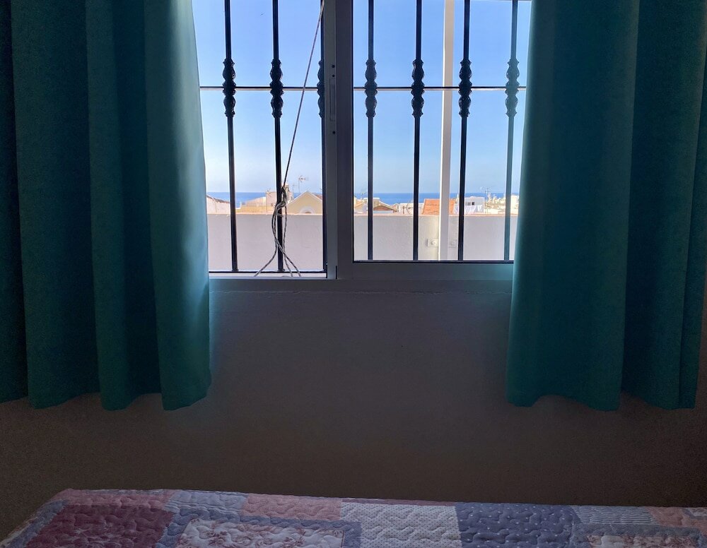 Фото Hostal Dianes