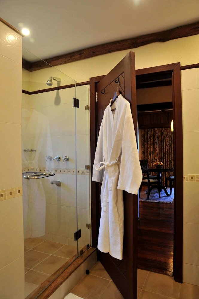 Фото Kilaguni Serena Safari Lodge