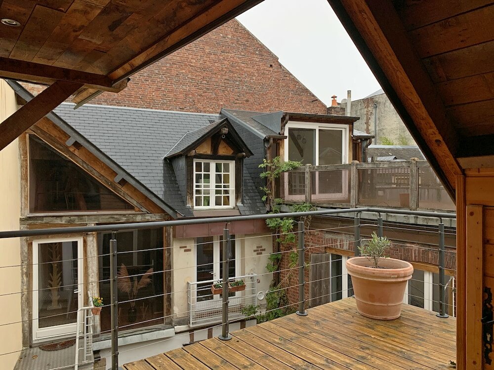 Фото L'école des Demoiselles