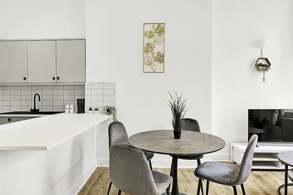 Фото Contemporary Oasis in Paddington