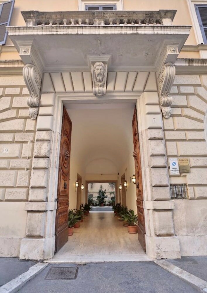 Фото отеля 3