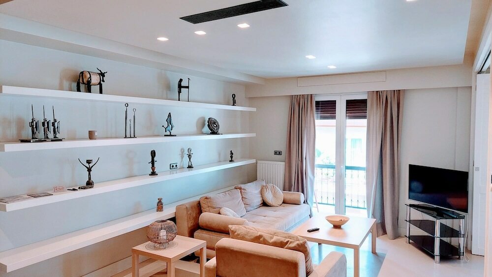 Фото Luxurious minimal apartment in Acropolis