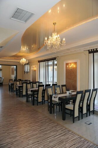 Гостиница Restauracja Hotel Imperial в Подкарпатском воеводстве