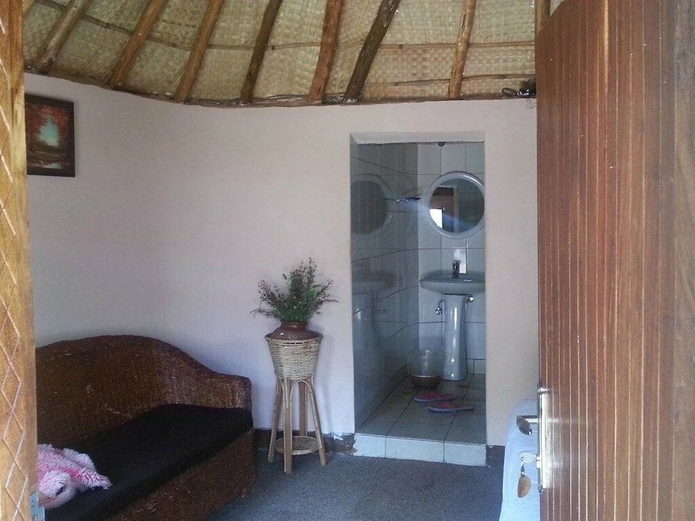 Фото Brownstone Country Home Lira Uganda