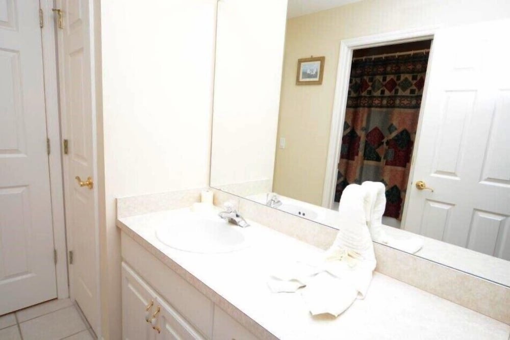 Фото 4630 4 Bedroom Private Pool Home, Cumbrian Lakes