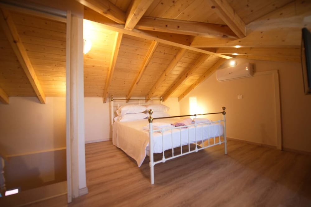 Фото Skalinada House