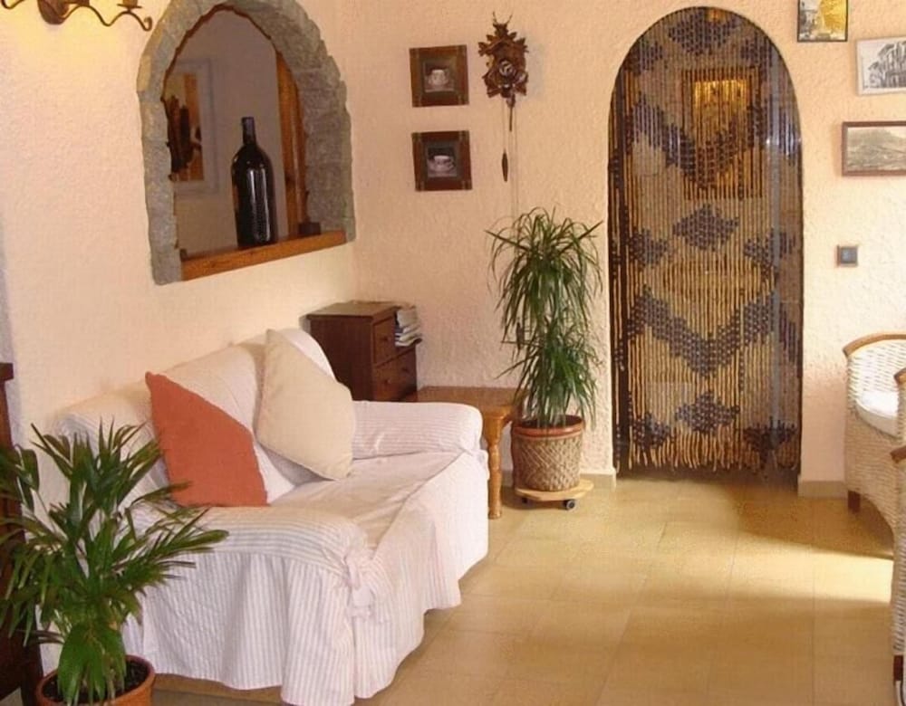 Фото Hostal El Bouquet