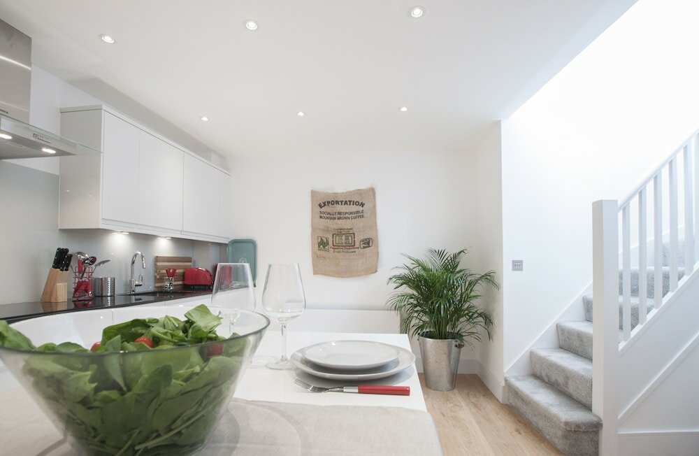 Фото Greyhound Residences by Allô Housing