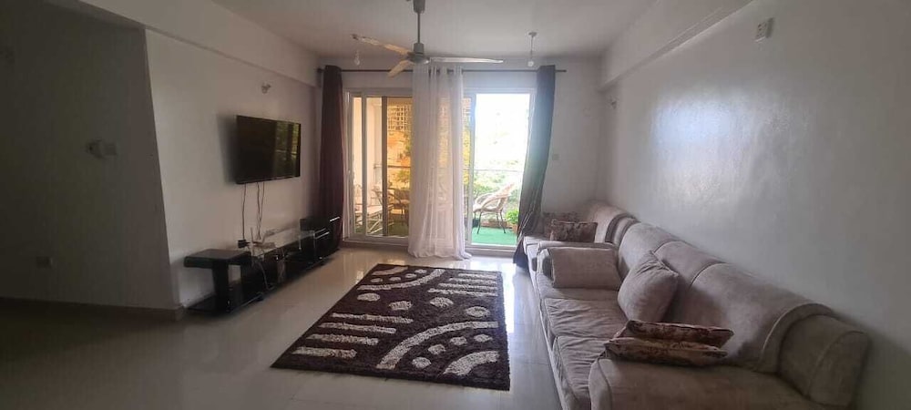 Фото Lux Suites Hydro Apartments Nyali