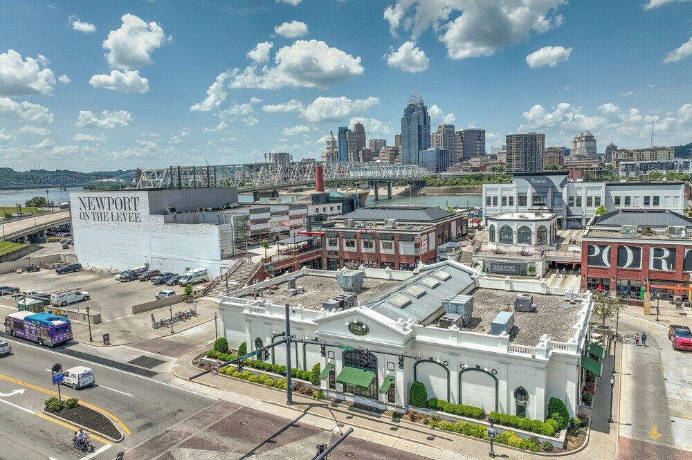 Фото Monmouth Loft 4