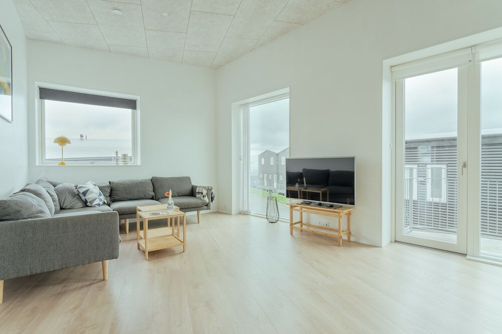 Фото Delightful 2 Bedroom Apt Balcony Parking