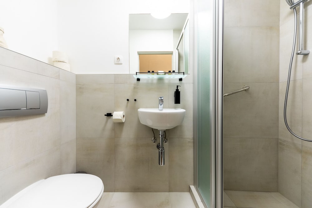 Фото Adagio Downtown Rooms