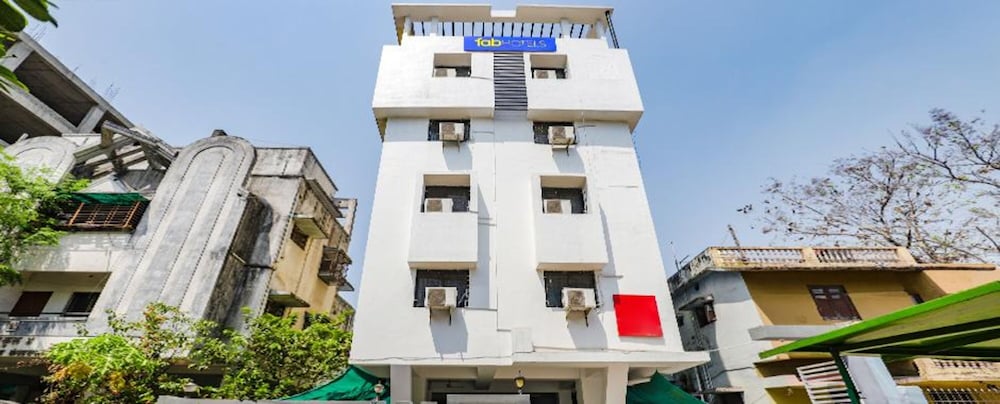 Фото Fabexpress Ocsa Inn