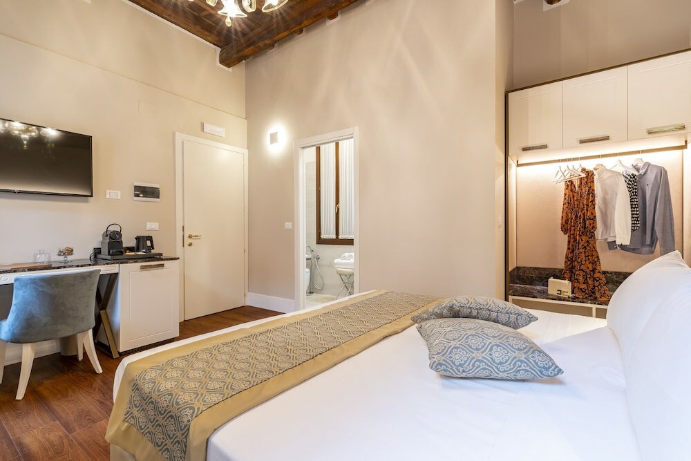 Фото Residenza La Duchessa Deluxe Rooms