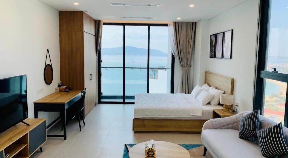 Фото Wise Stay Scenia Bay Nha Trang
