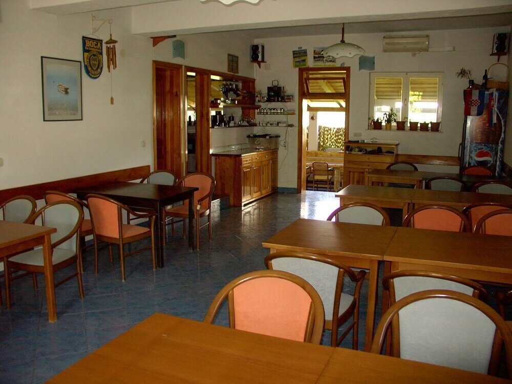 Фото Jadranka - 200 m From sea - Sa8