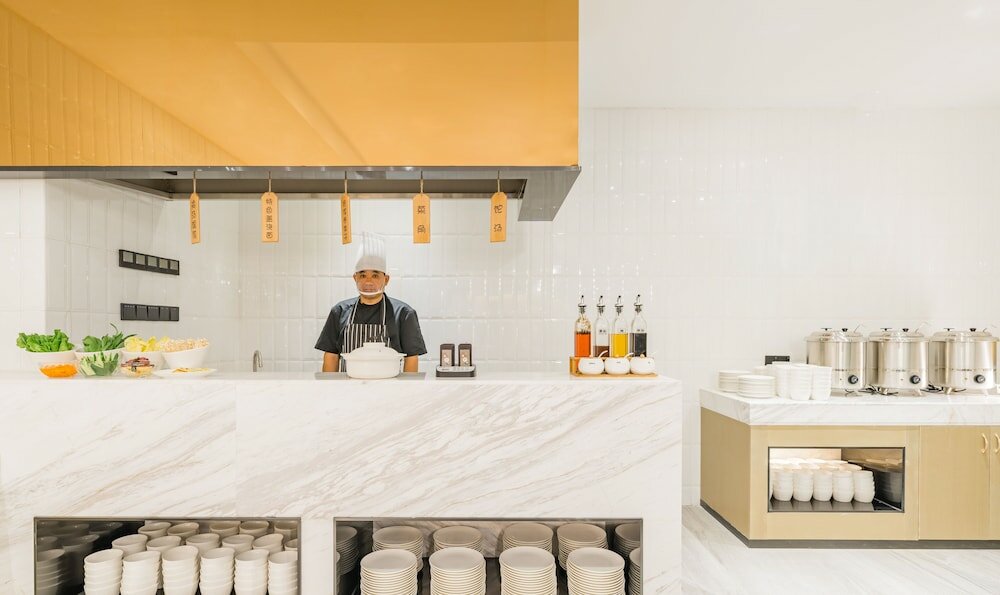 Фото Atour Hotel Railway Station Dalian