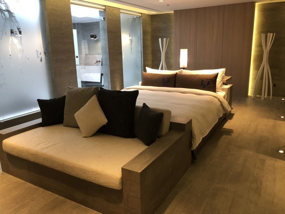 Фото Birdman Motel