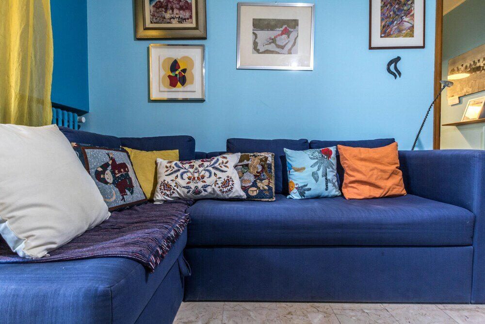 Фото Altido Quiet Apt w Terrace in Beautiful Area