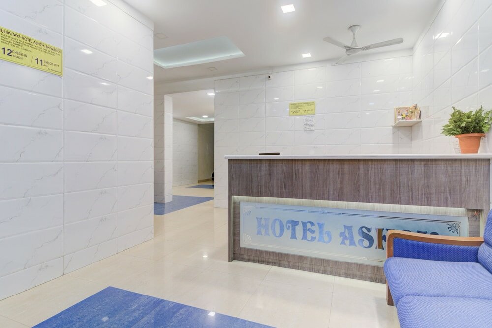 Фото Capital O 45621 Tuliipstays Hotel Ashok Bhiwandi