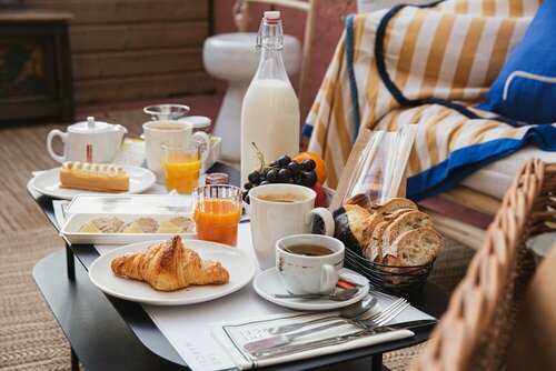Гостиница Les Suites The Marcel в Сете