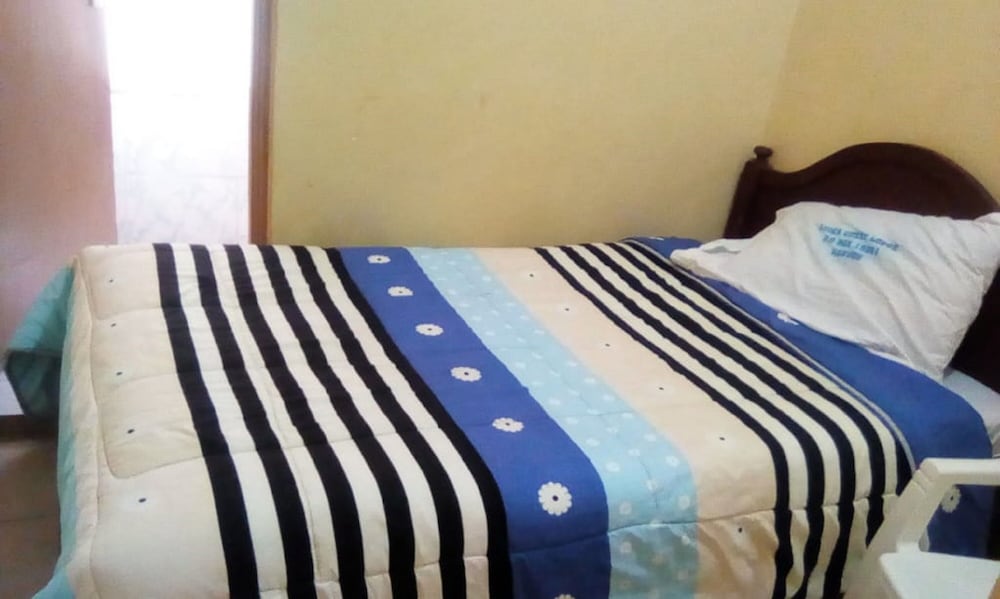 Фото Loika Guest Lodge - Nakuru