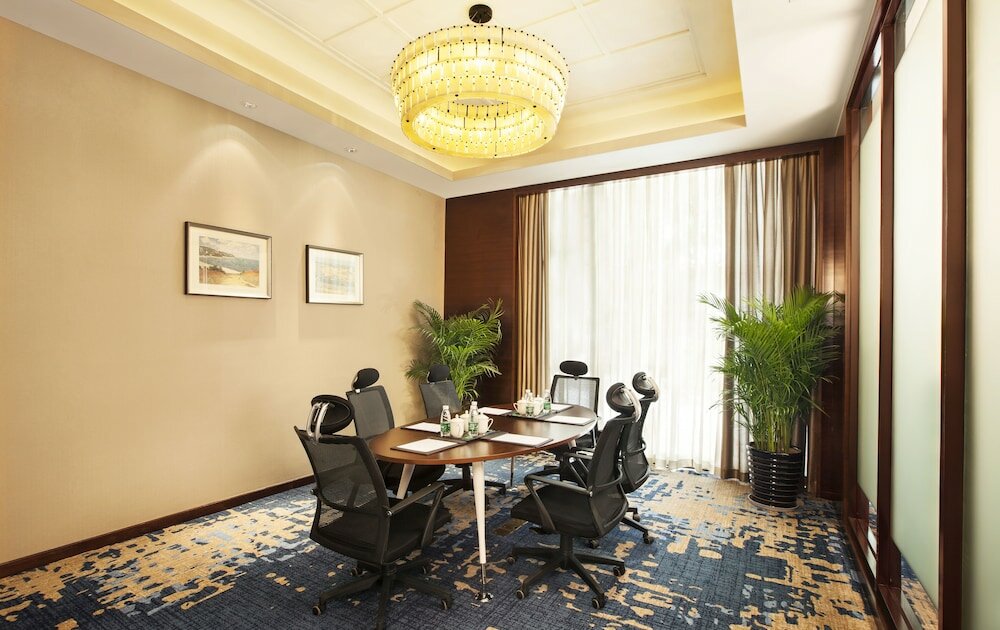 Фото Xiamen Huli Yiho Hotel