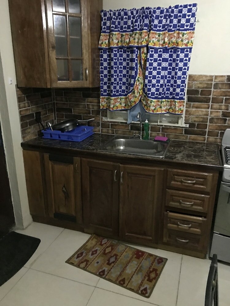 Фото Kardel Vacation Apartments