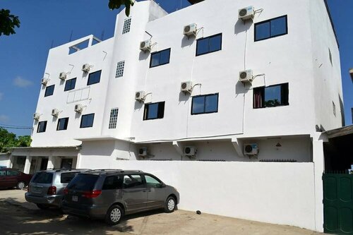 Гостиница Hôtel Saint-Jean в Котону