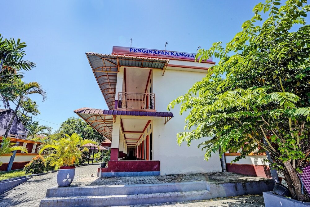 Фото Spot On 92527 Penginapan Kangean Syariah