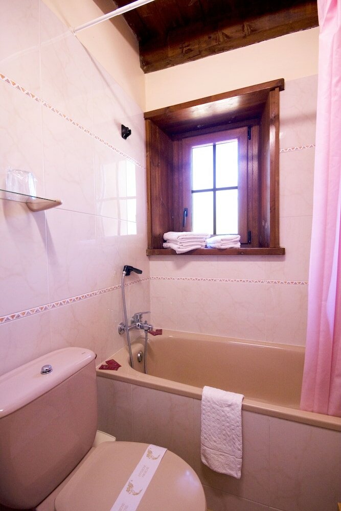 Фото Hostal El Bouquet