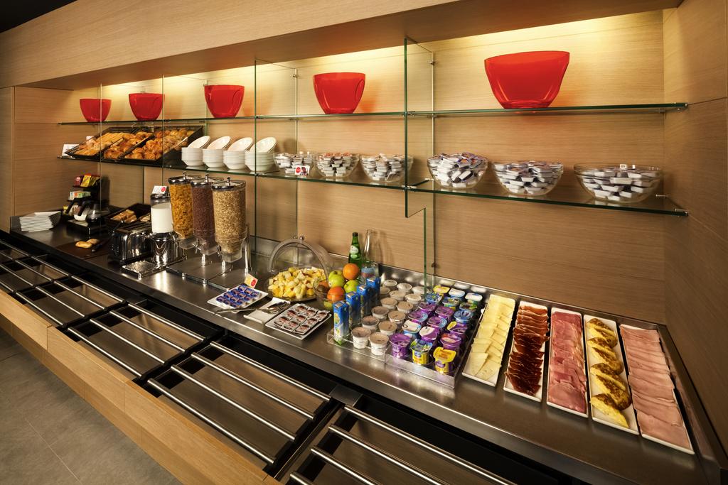 Фото Ibis Barcelona Centro