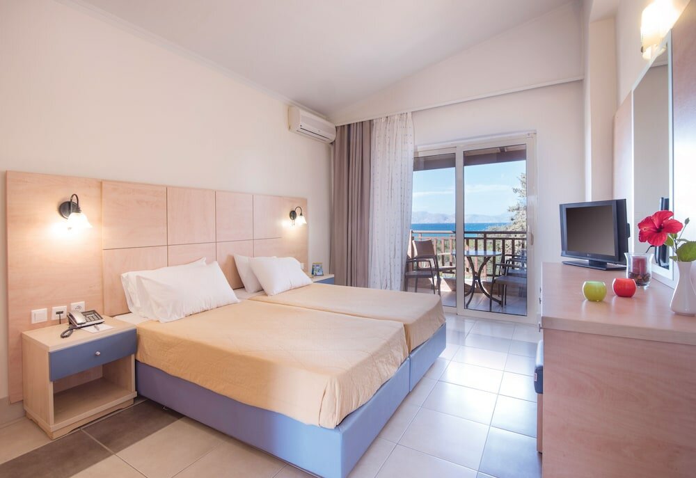 Фото Achilleas Beach Hotel