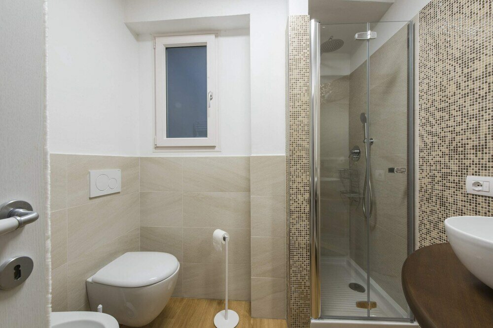 Фото Florence in the Window - Hosted by Sweetstay