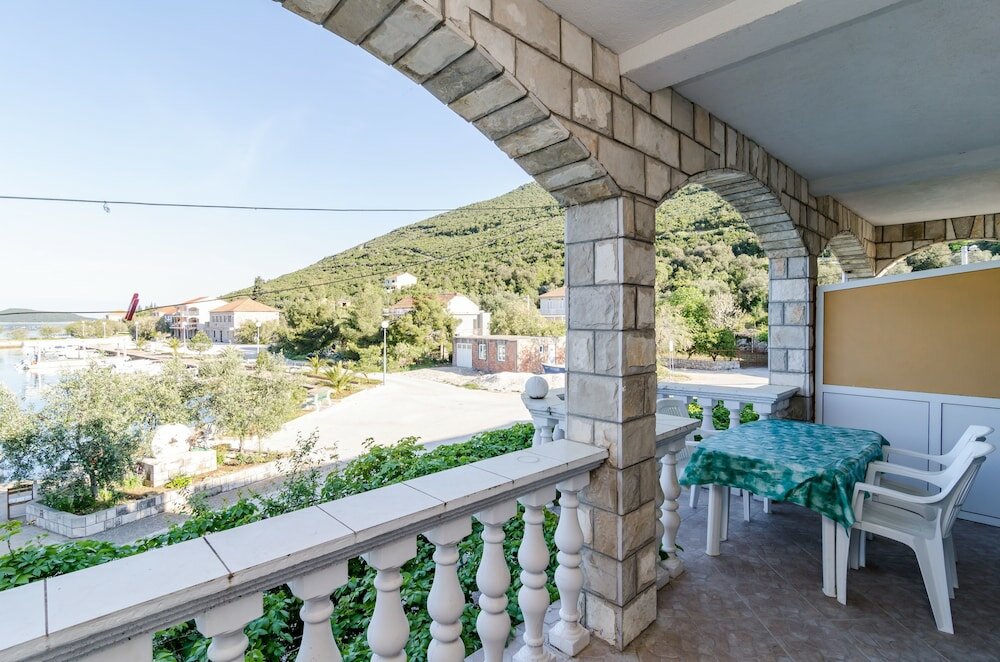 Фото Apartments Božović