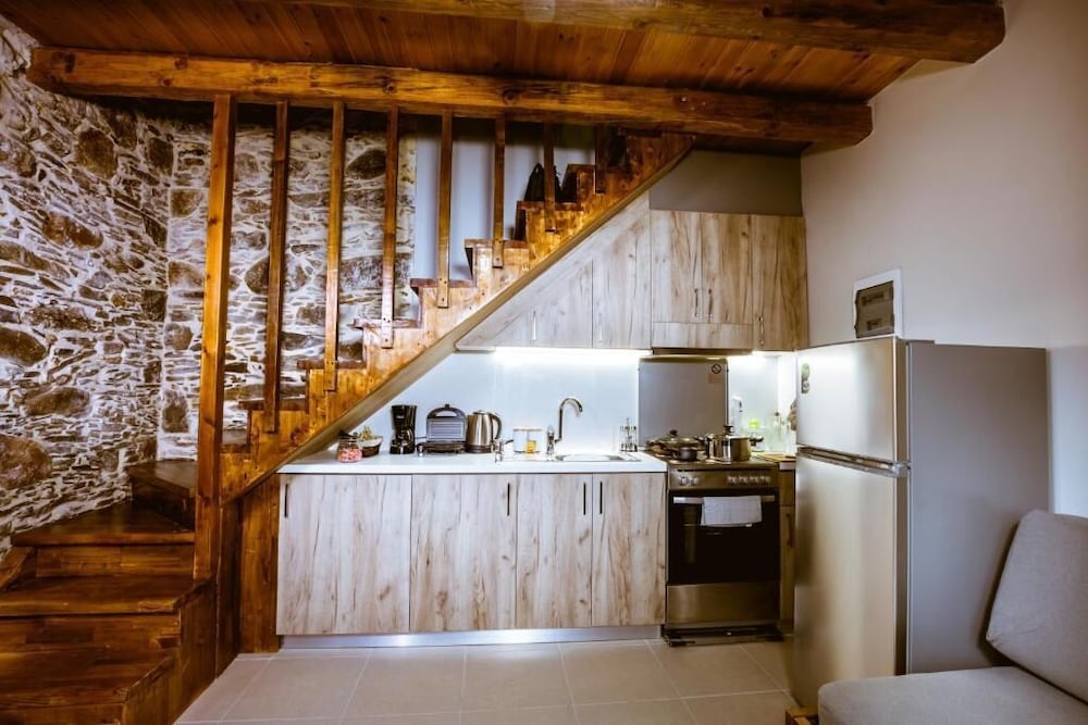 Фото Ellafos Traditional Living