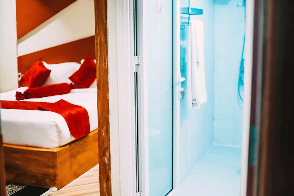 Фото Gr Comfort Hotel