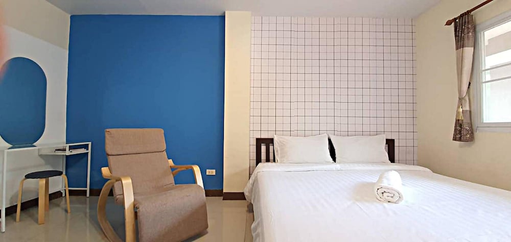 Фото Eec Home North Pattaya - Naklua