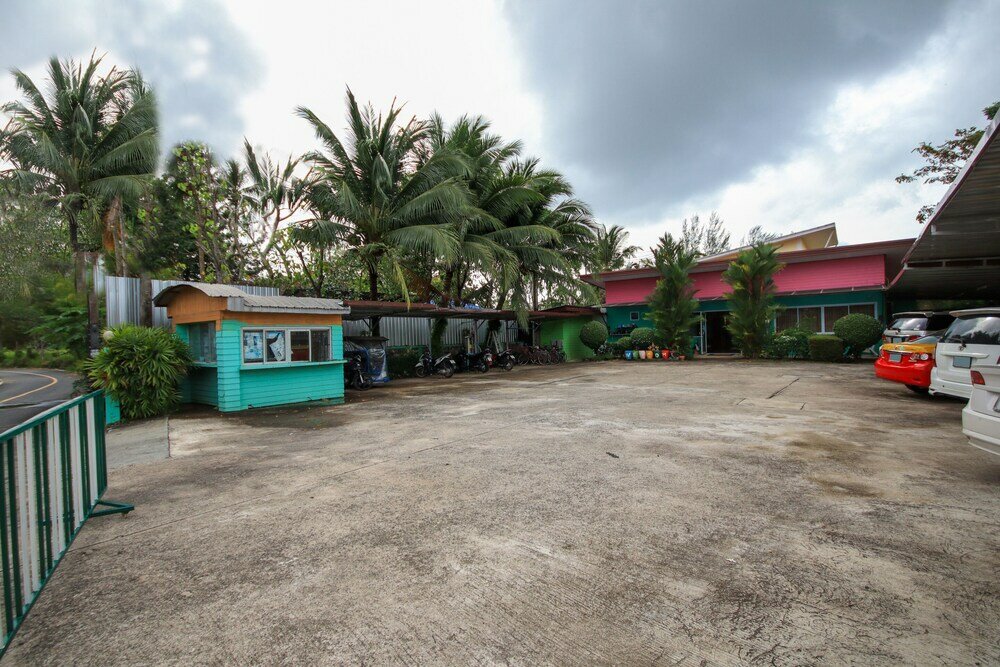 Фото Phuket Airport Sonwa Resort