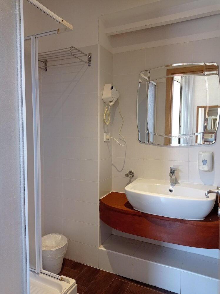 Фото Romalive Hotel