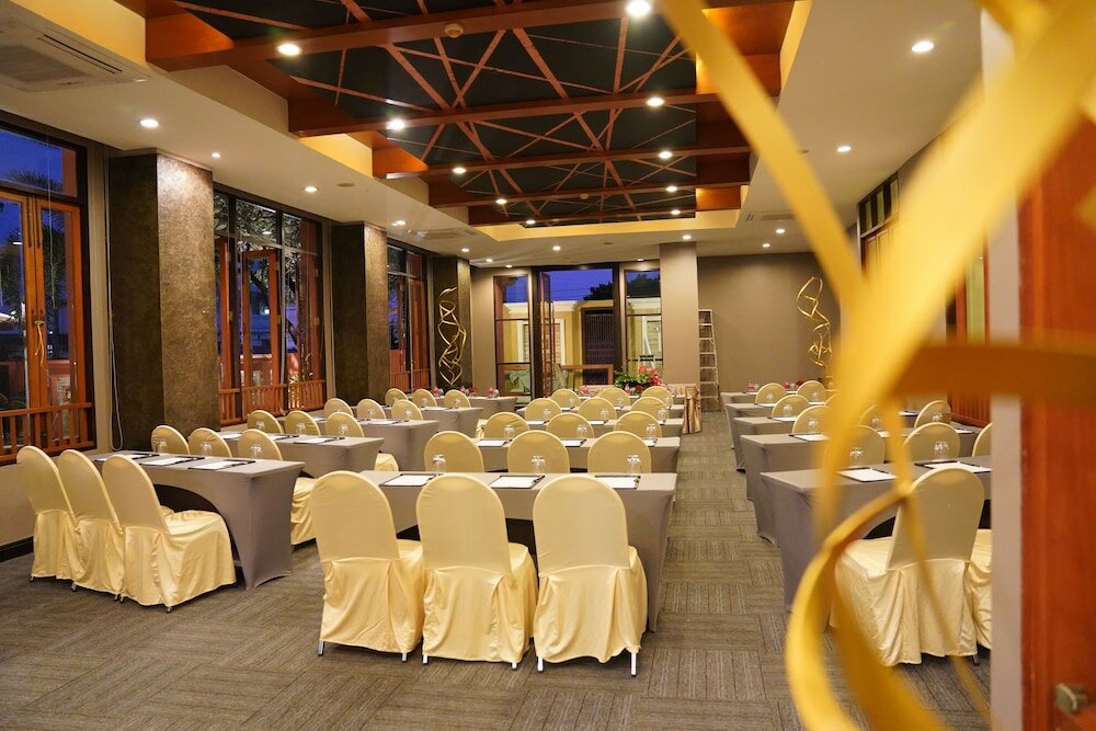 Фото Chateau EN Ville Pattaya