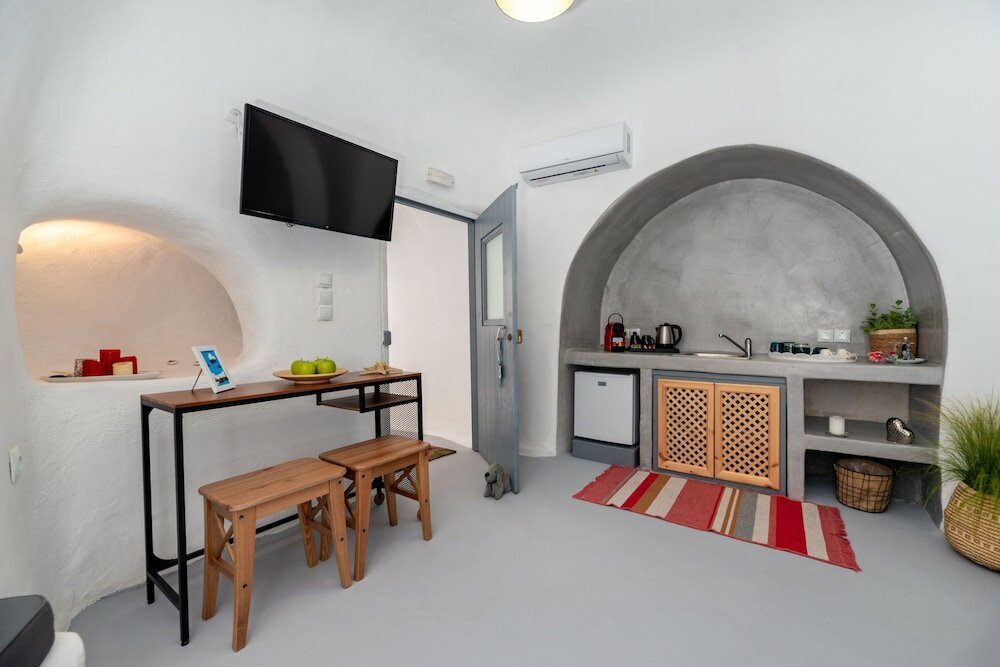 Фото 1812 Caves 'n Mansion